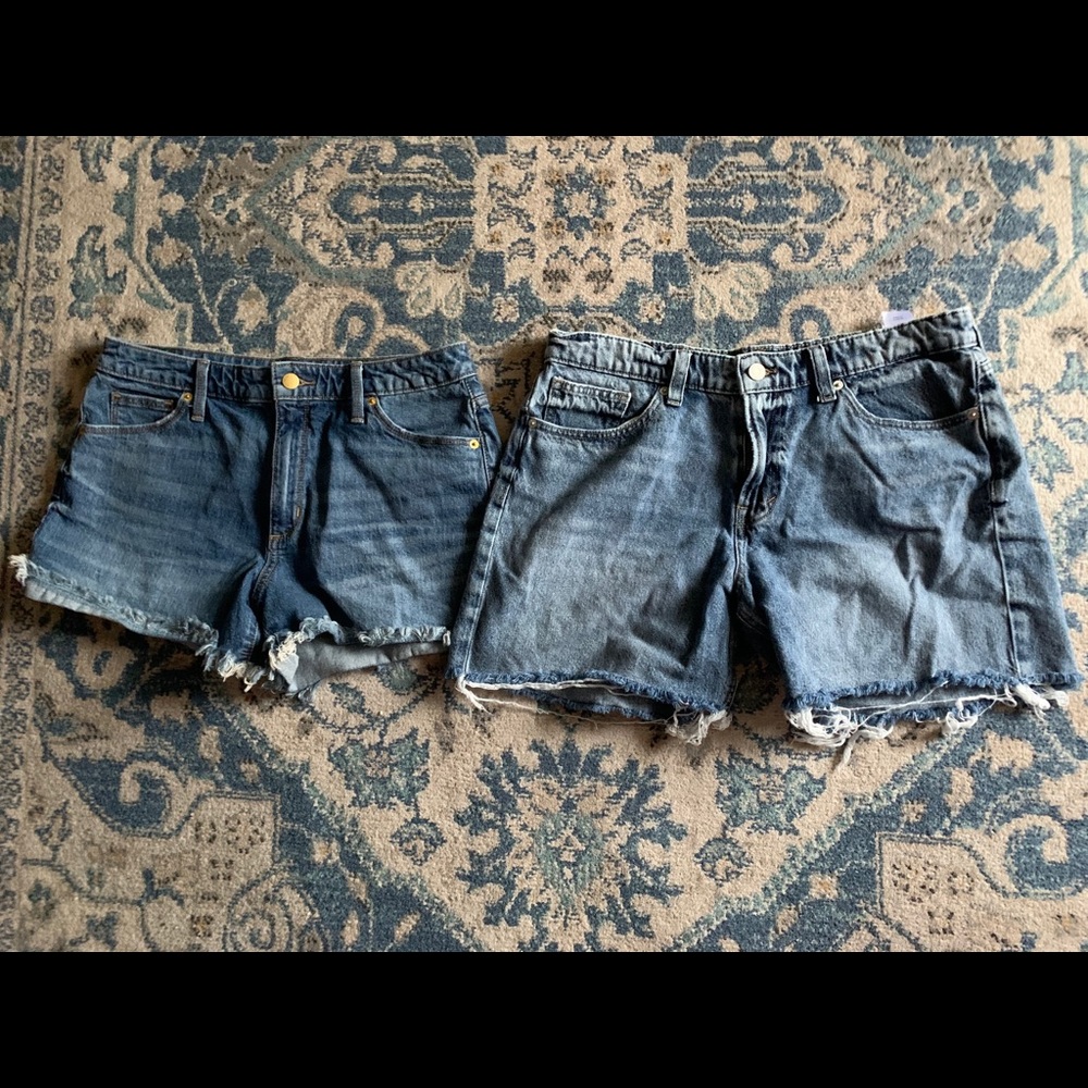 Bundle of shorts